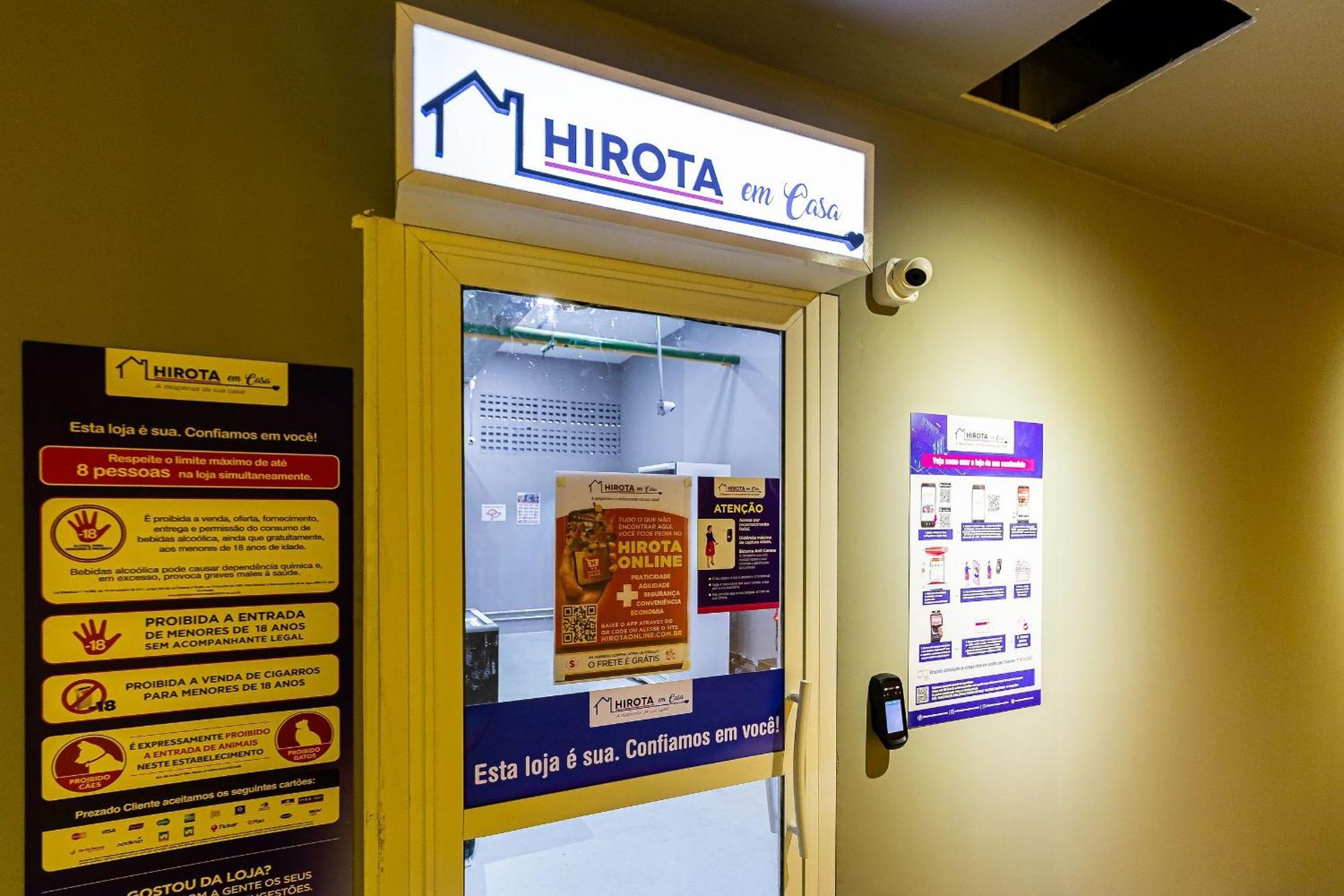סאו פאולו Charmoso Studio No Bras Com Piscina - Metro Bras מראה חיצוני תמונה